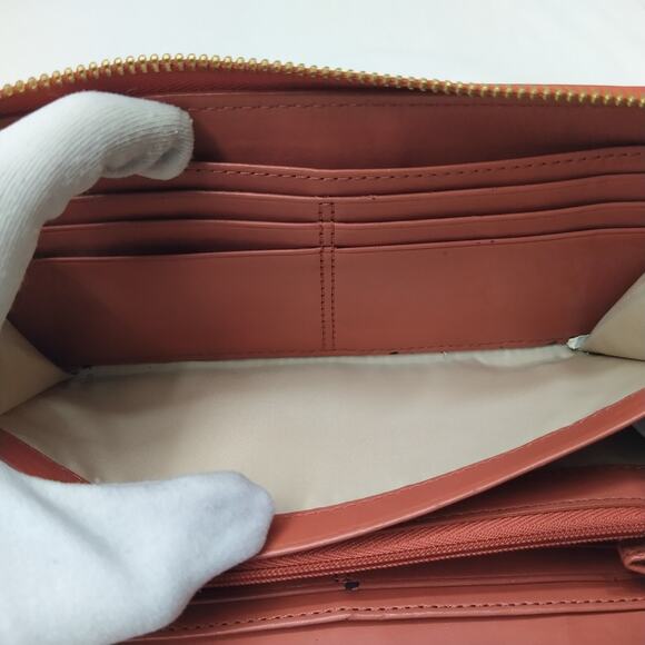 Coach Ashley Red Leather Zip Around Credit Card Wallet - Picture 11 of 16